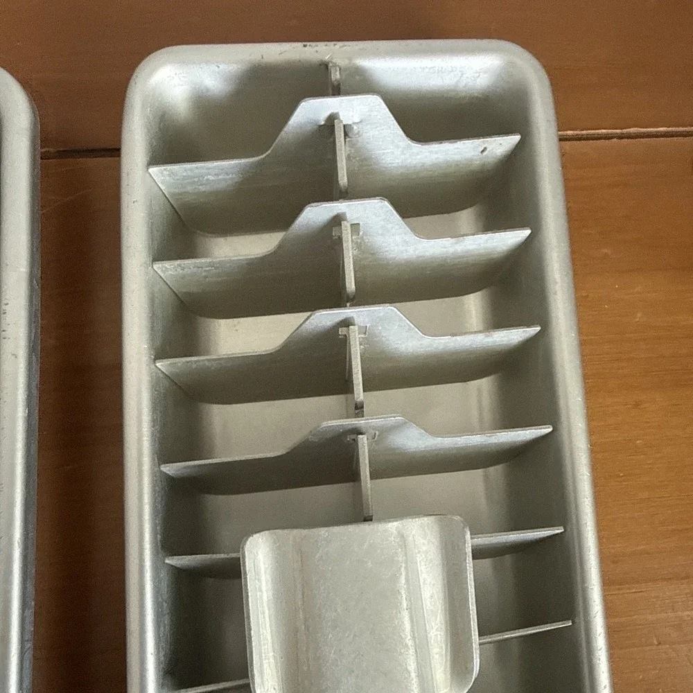 Vintage Metal Aluminum Ice Cube Tray Removable Interior and Cube Ejector Set-2